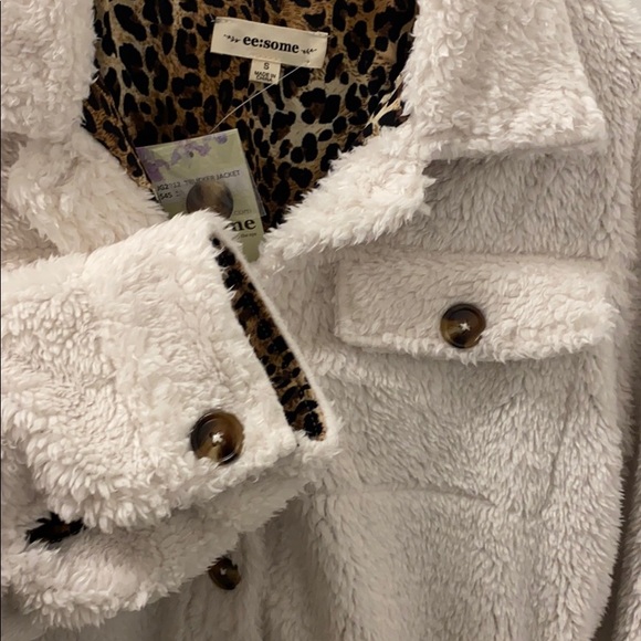 Plush off white/warm white jacket - Picture 2 of 4